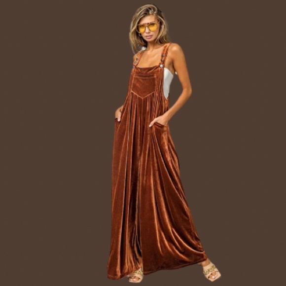 New Wide Leg Velvet Jumpsuit Overalls with Pockets - Picture 5 of 8